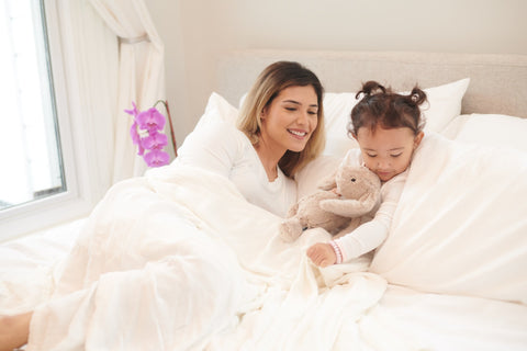 Pristine White Oversized Queen Bamboo Bed Blanket - Little Luxurious Store