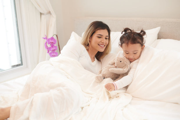 Pristine White Oversized Queen Bamboo Bed Blanket - Little Luxurious Store