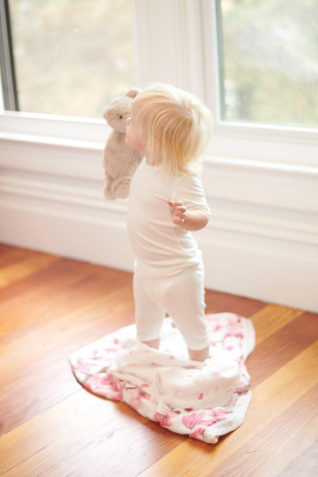 Cherry Blossom Bamboo Blanket - Little Luxurious Store